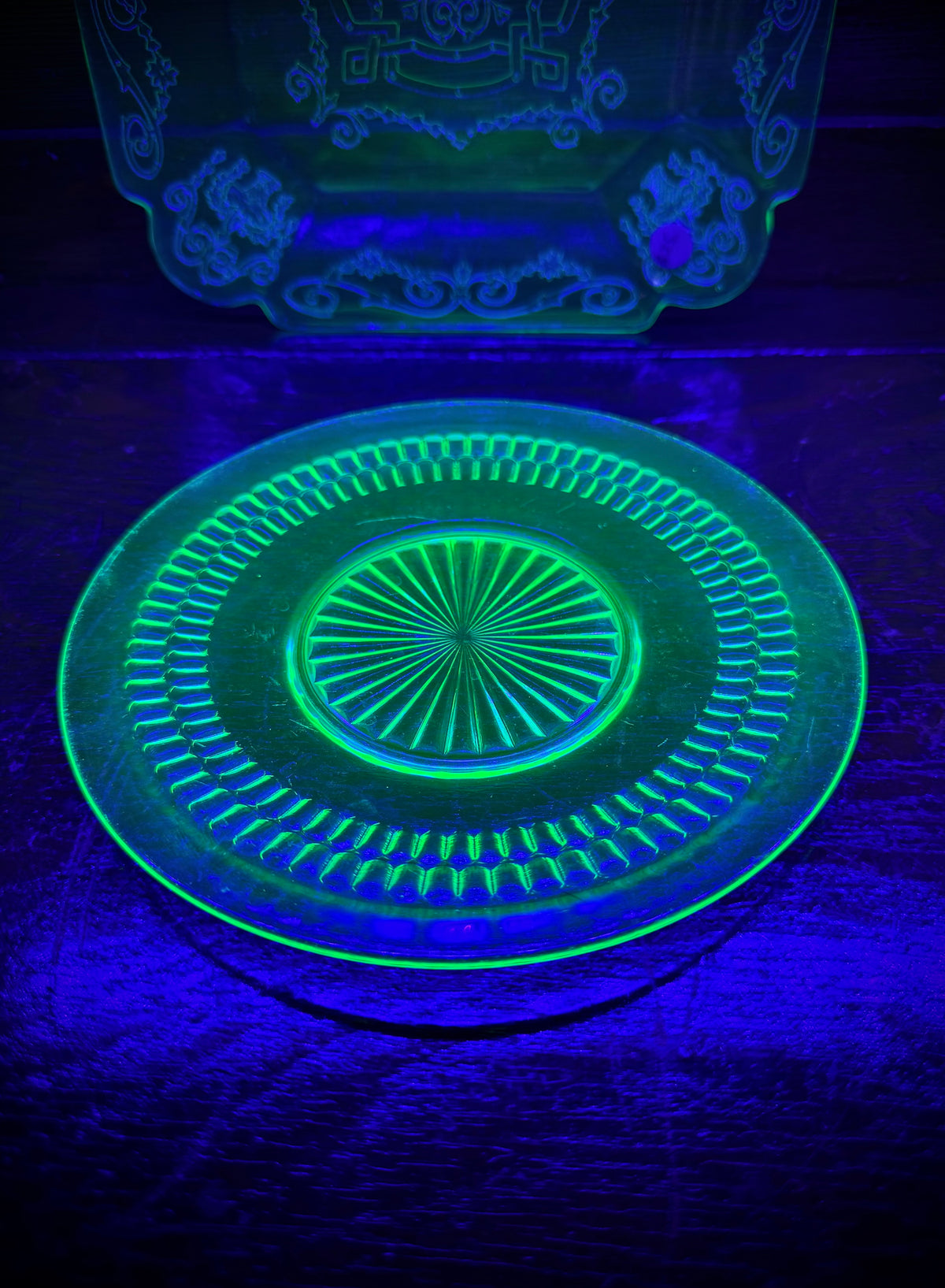 Small Uranium Patterned Plate